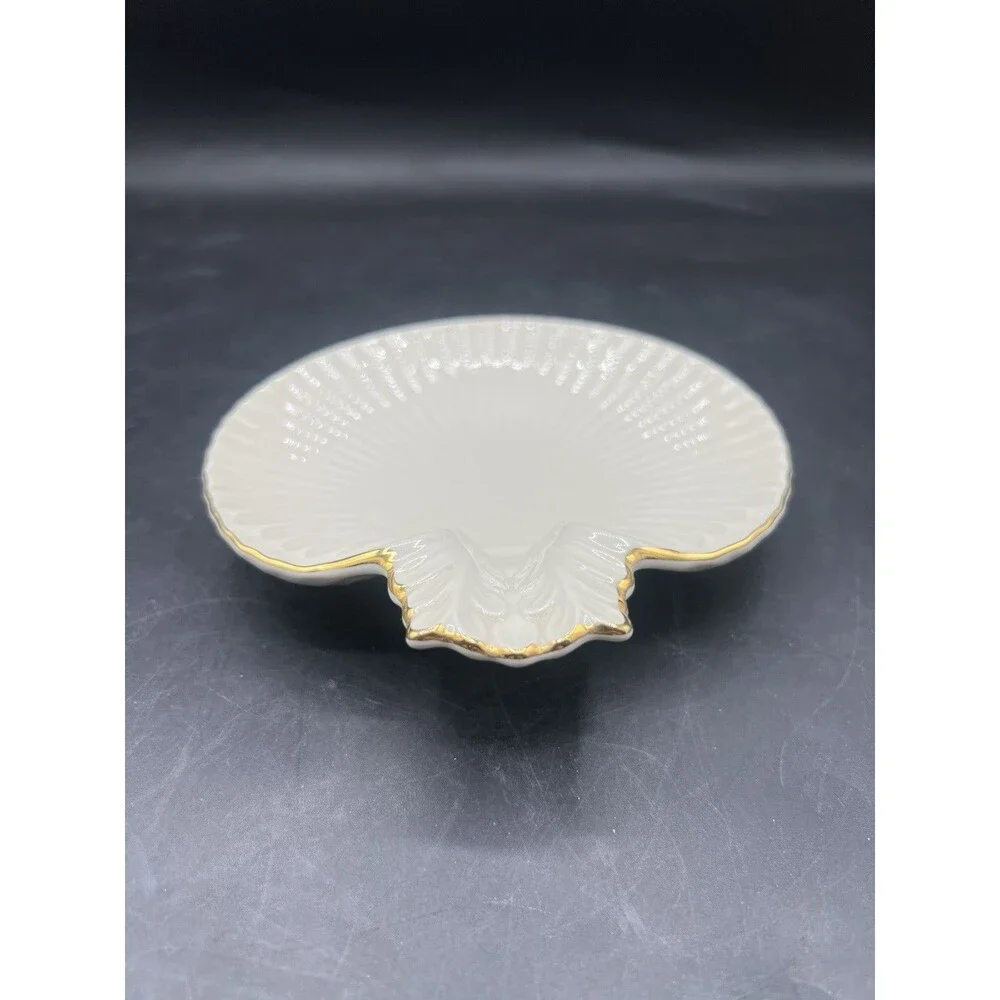 Lenox Aegean Shell Dish Ivory Porcelain Gold Trim Candy Ring Catchall Japan
